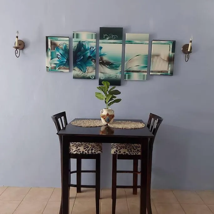 A Rare Find Apartment Nassau